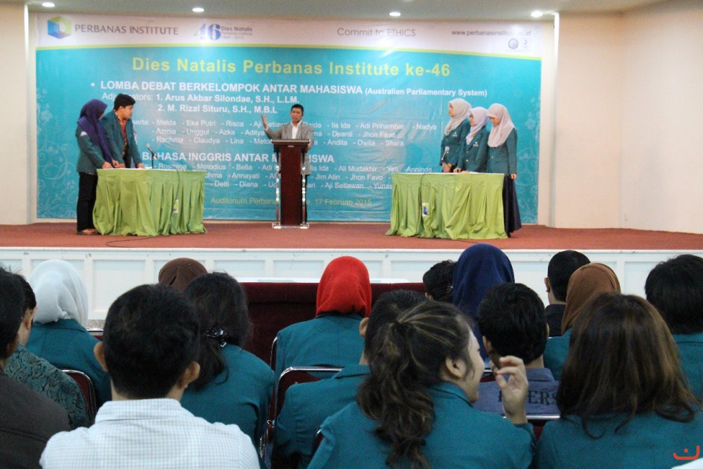 Lomba Debat Berkelompok dan Pidato Bahasa Inggris Antar Mahasiswa Dalam Rangka Dies Natalis Perbanas Institute ke-46 Lomba Debat Berkelompok dan Pidato Bahasa Inggris Antar Mahasiswa Dalam Rangka Dies Natalis Perbanas Institute ke-46