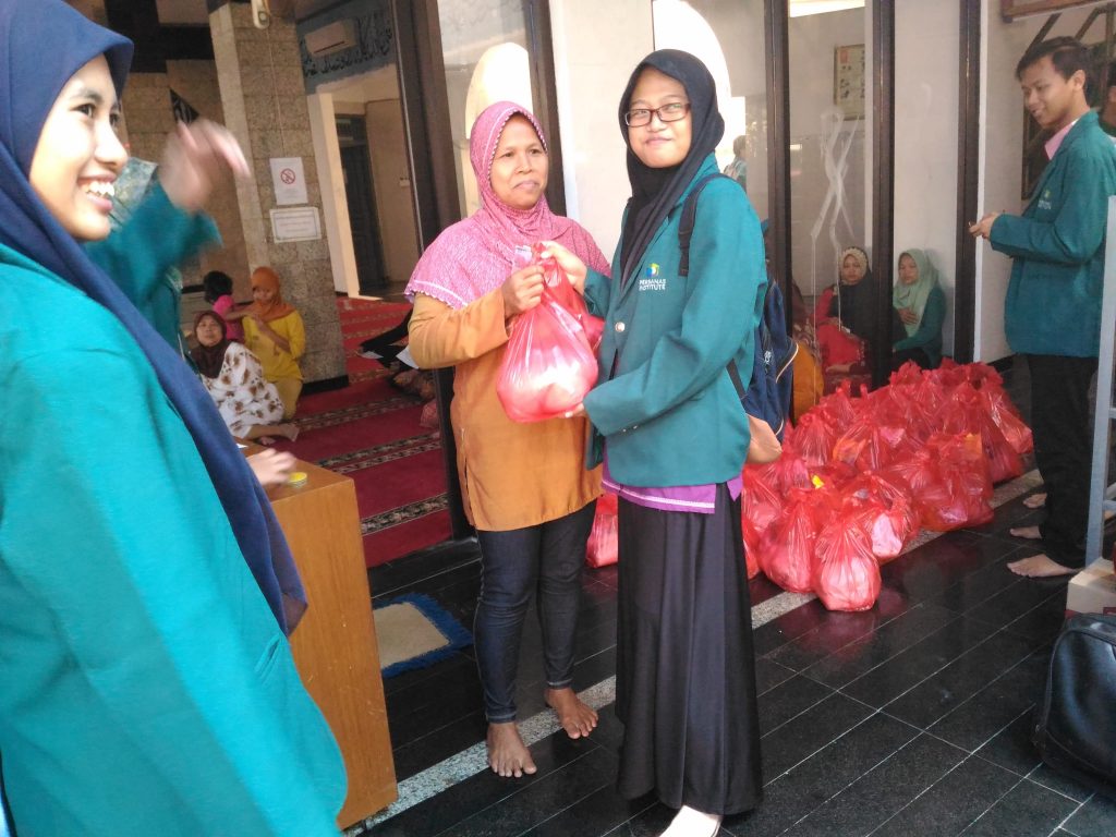 Sambut Ramadhan Dengan Berbagi Sambut Ramadhan Dengan Berbagi